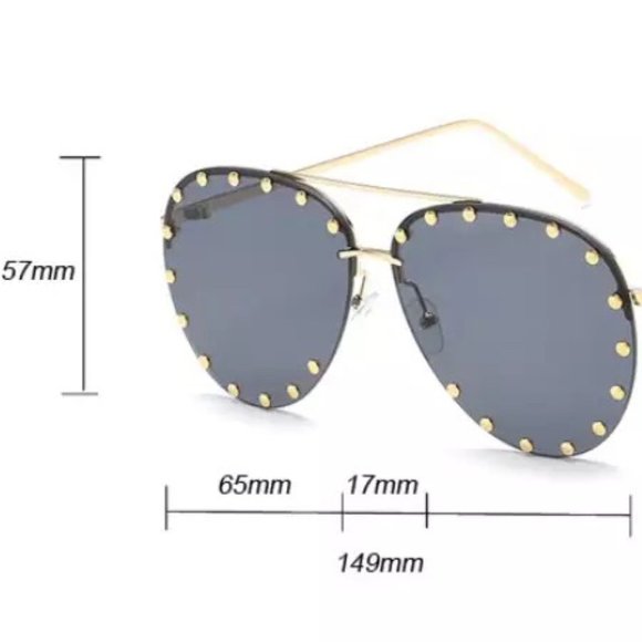 NEW Rivet-Detailing Rimless Pilot Sunglasses - Picture 9 of 12